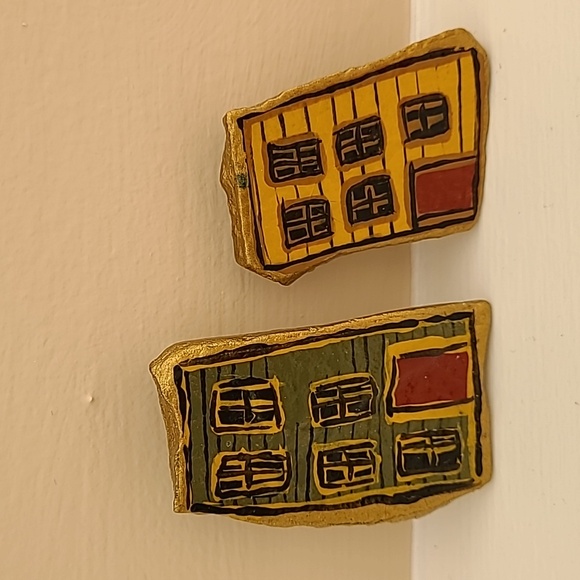 Hand Crafted Jewelry - Vintage Art houses brooches